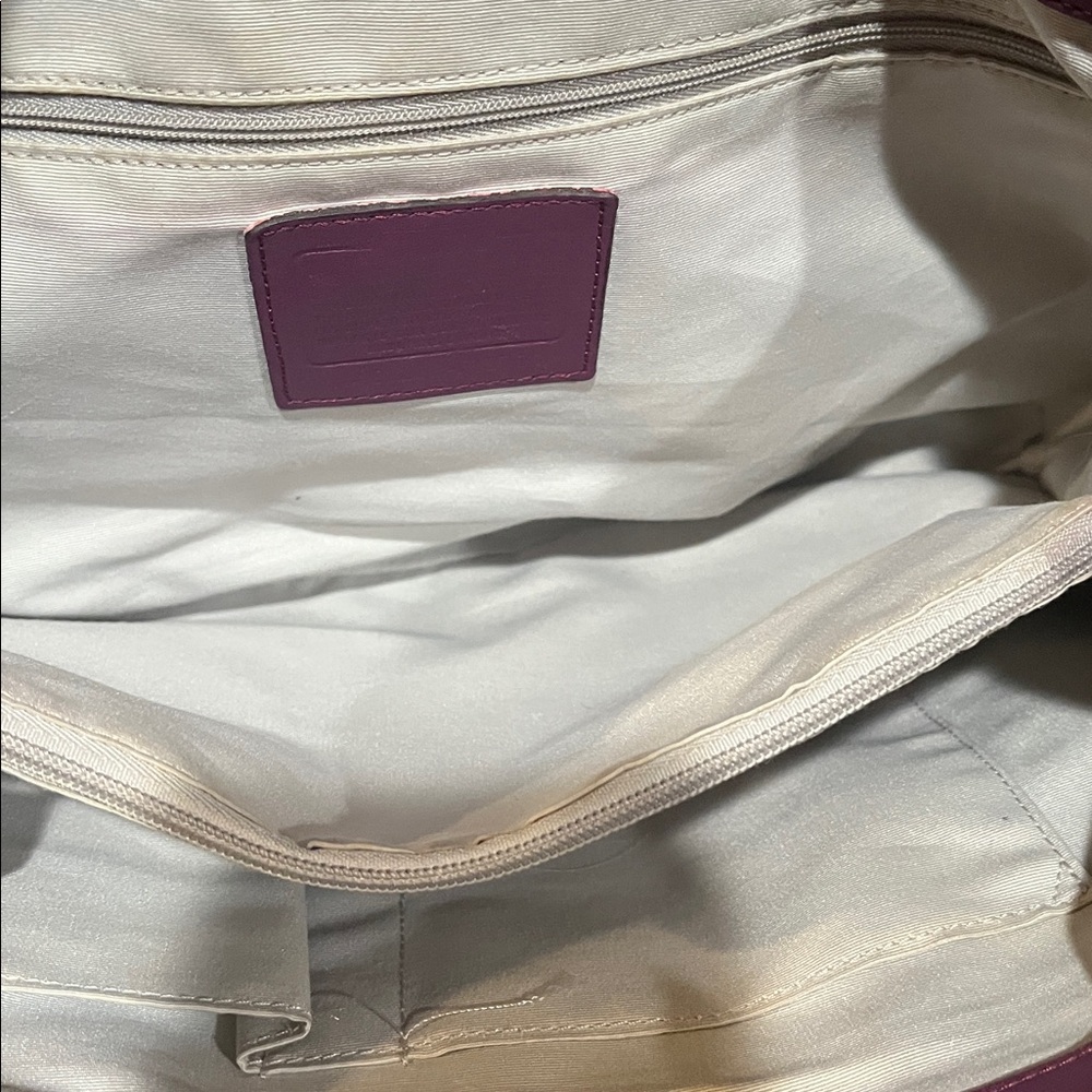 Coach EUC SOHO Plum Patient Leather Handbag - Picture 7 of 9
